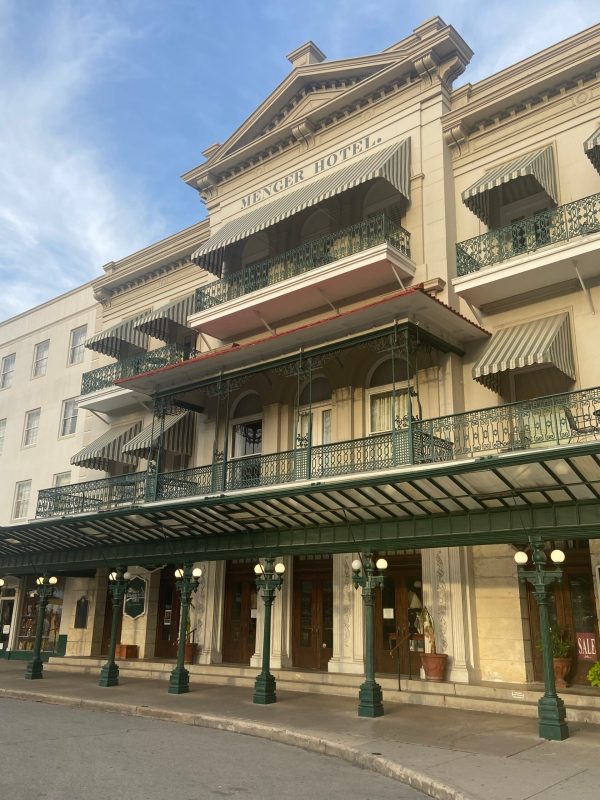 Menger Hotel